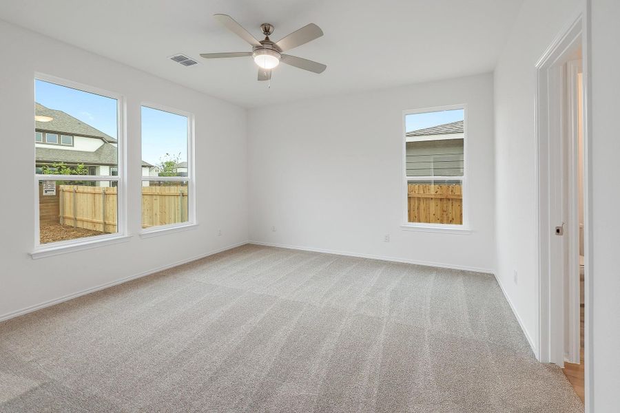 Spacious, unfurnished interior of a new home in River Bluff, Leander (Image 16). Spacious, unfurnished interior of a new home in River Bluff, Leander (Image 16).