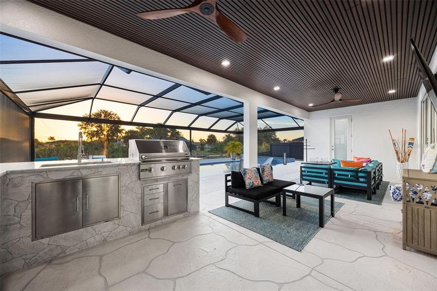 Exterior details and patio area of a home in , Cape Coral (Image 23).