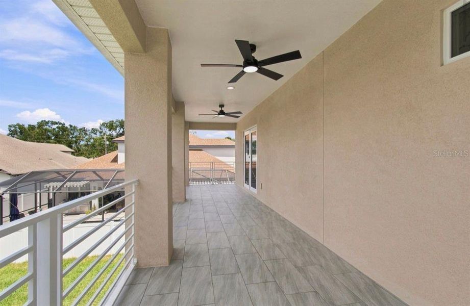 Exterior details and patio area of a home in , Tampa (Image 30).