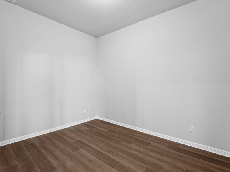 Spacious, unfurnished interior of a new home in Big Sky Ranch - Executive Collection, Dripping Springs (Image 14).