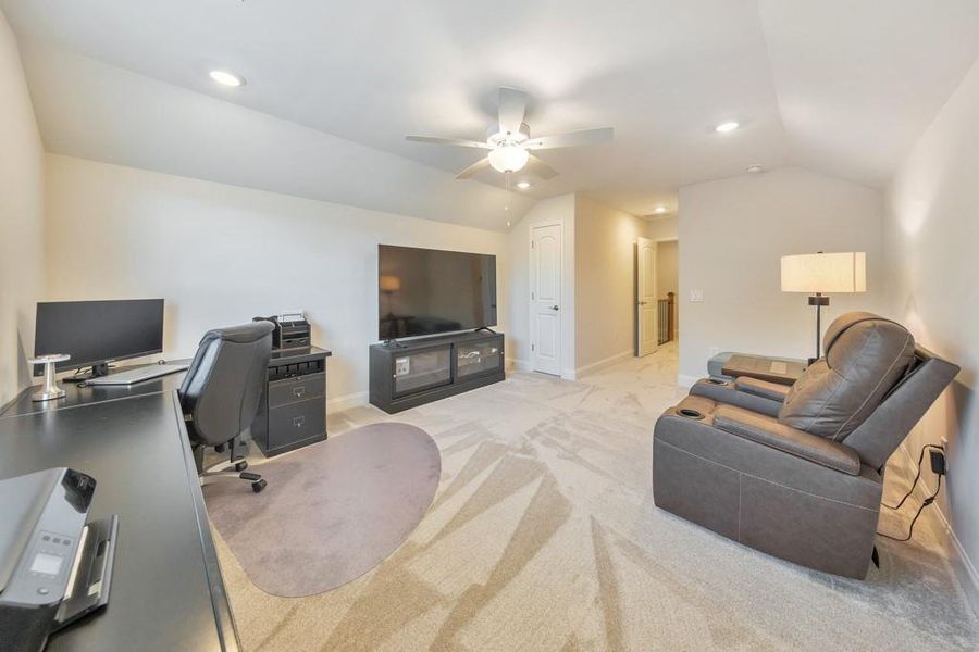 Furnished interior view inside a new home in Madeira, Acworth (Image 30).