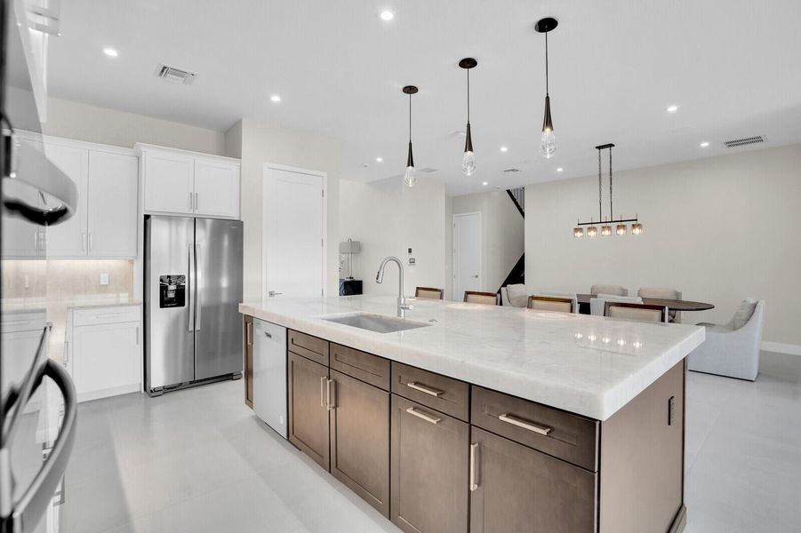 14_Image_14_mls 14_Image_14_mls