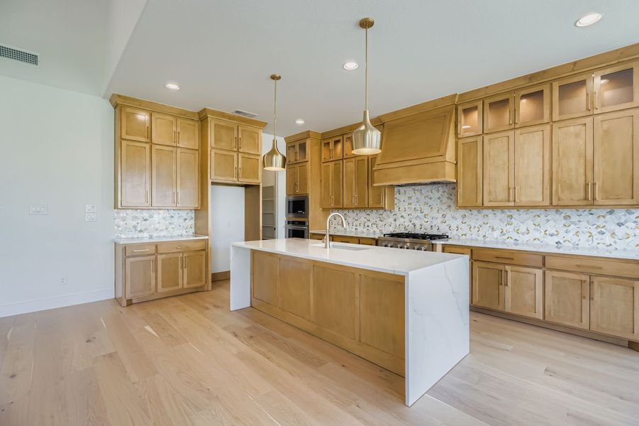 Plan 1631 Kitchen Representative Image Plan 1631 Kitchen Representative Image