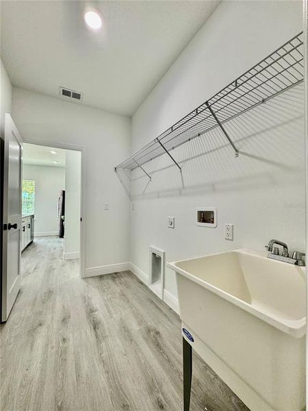 Furnished interior view inside a new home in , Beverly Hills (Image 16).