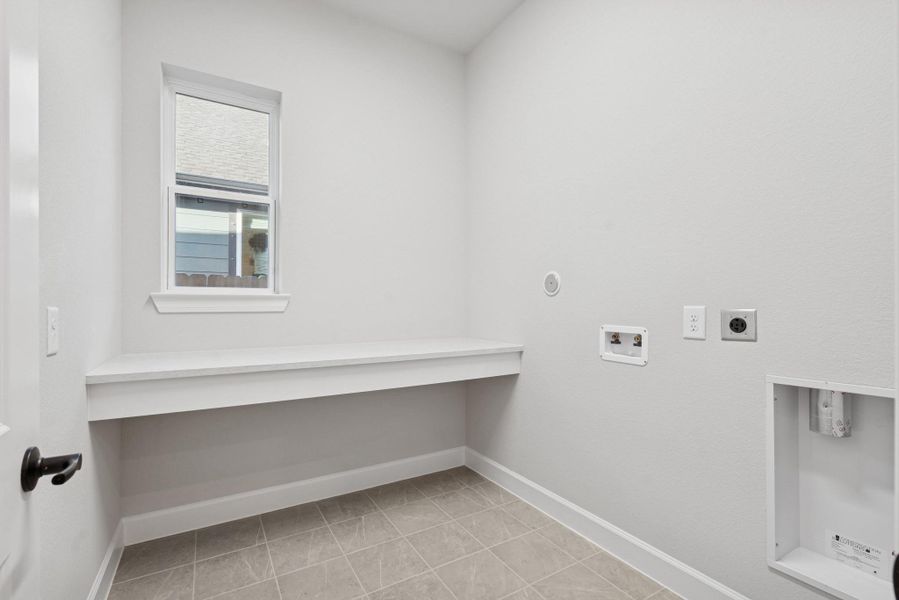 Spacious, unfurnished interior of a new home in Riceland 50’ Alley Load Homesites, Mont Belvieu (Image 22).