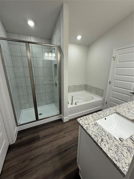 Furnished interior view inside a new home in Savannah Station, Alachua (Image 6).