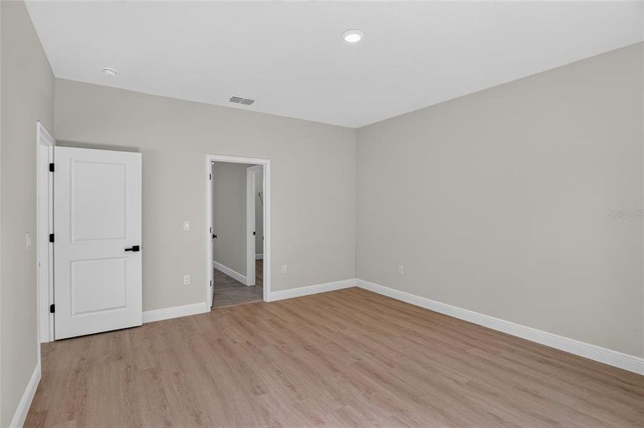 Spacious, unfurnished interior of a new home in , Homosassa (Image 29). Spacious, unfurnished interior of a new home in , Homosassa (Image 29).