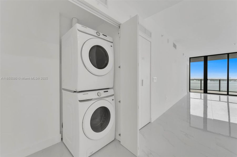 Image 29 of a home in .