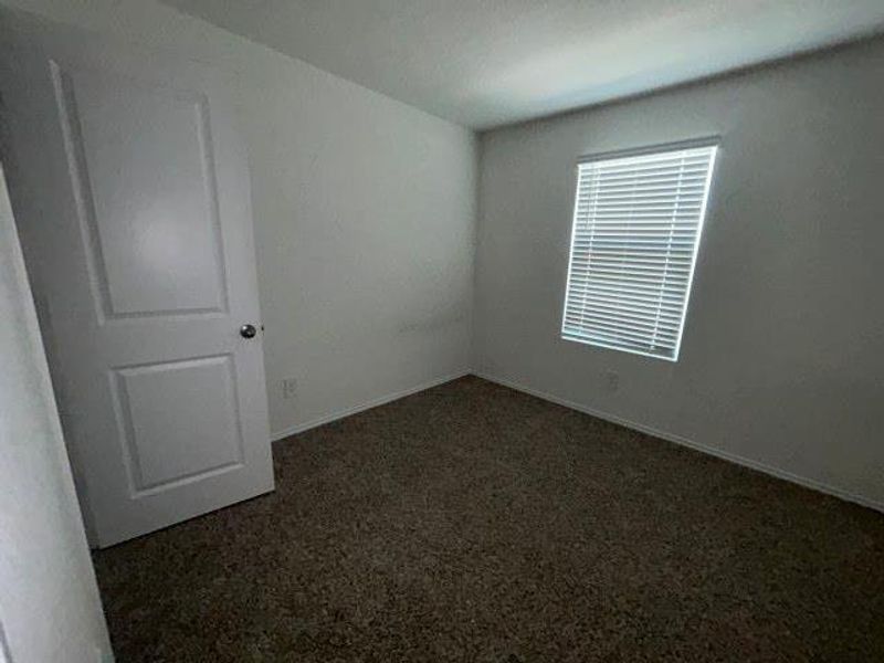 Spacious, unfurnished interior of a new home in , Buda (Image 5).