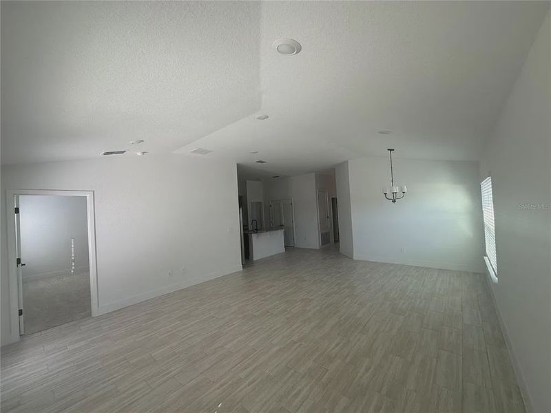 Spacious, unfurnished interior of a new home in Densan Park, Oxford (Image 9).