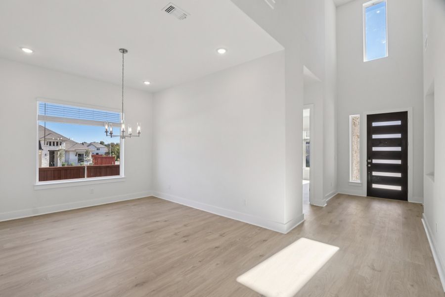 Spacious, unfurnished interior of a new home in Sauls Ranch, Round Rock (Image 20). Spacious, unfurnished interior of a new home in Sauls Ranch, Round Rock (Image 20).
