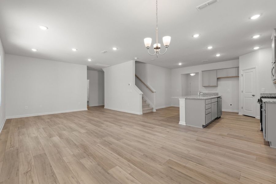 Spacious, unfurnished interior of a new home in Wimberly, Willow Spring (Image 46).