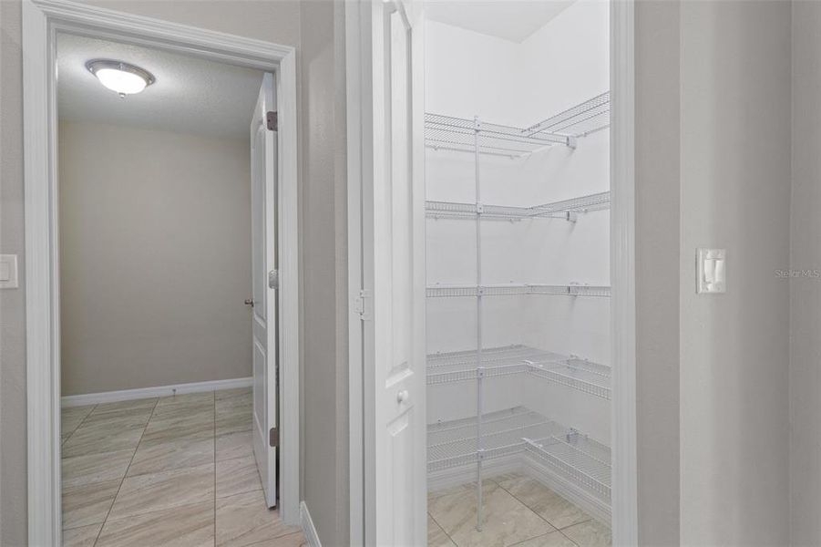 Spacious, unfurnished interior of a new home in , Homosassa (Image 15).