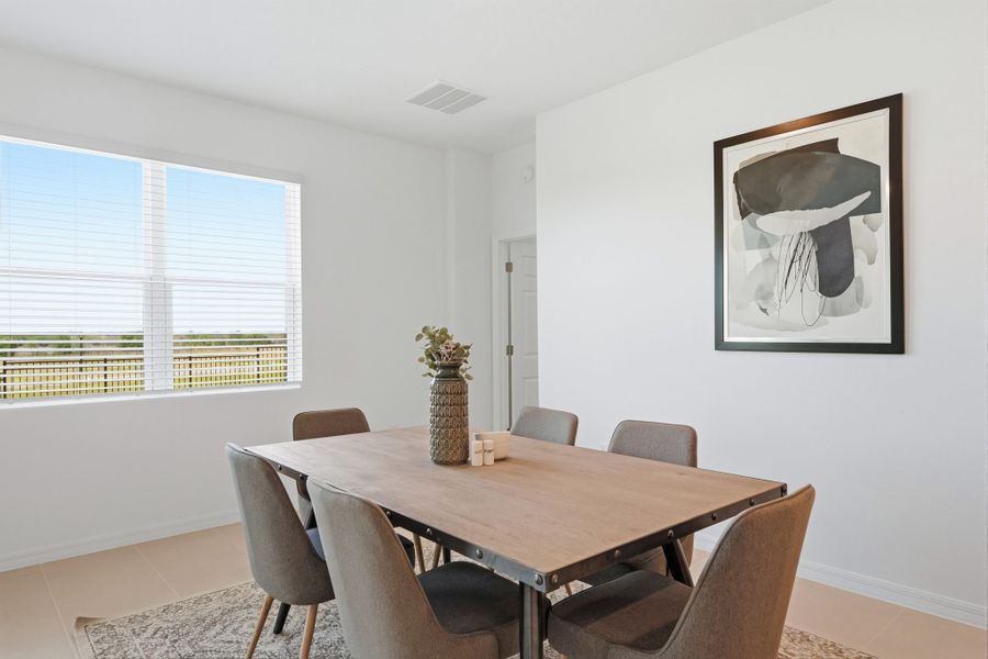 Representative furnished interior of a home built from the Haven by Risewell Homes in Cypress Bluff, Groveland (Image 11).