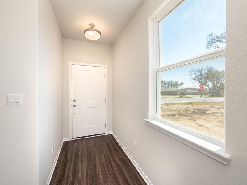 Spacious, unfurnished interior of a new home in Anthem Cottages, Kyle (Image 27).