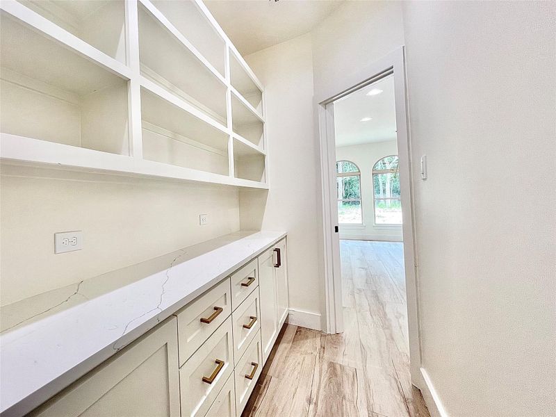 Spacious, unfurnished interior of a new home in , Dayton (Image 21).