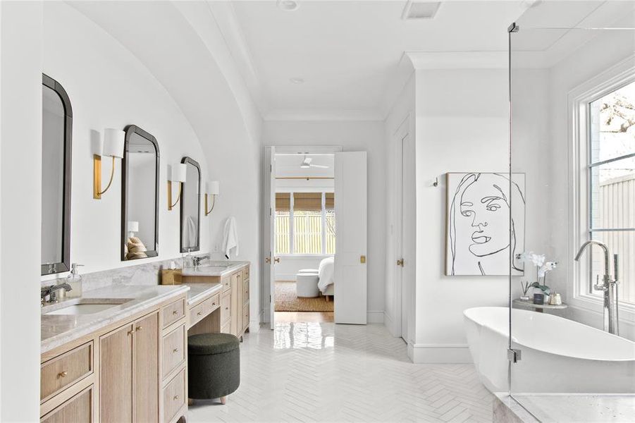 Furnished interior view inside a new home in , Dallas (Image 31).