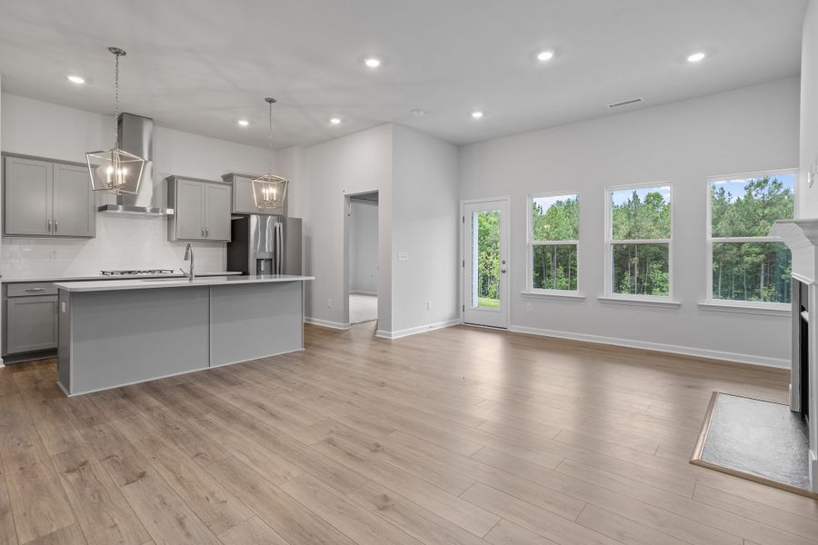 Spacious, unfurnished interior of a new home in Ovation at Sweetbrier, Durham (Image 16).