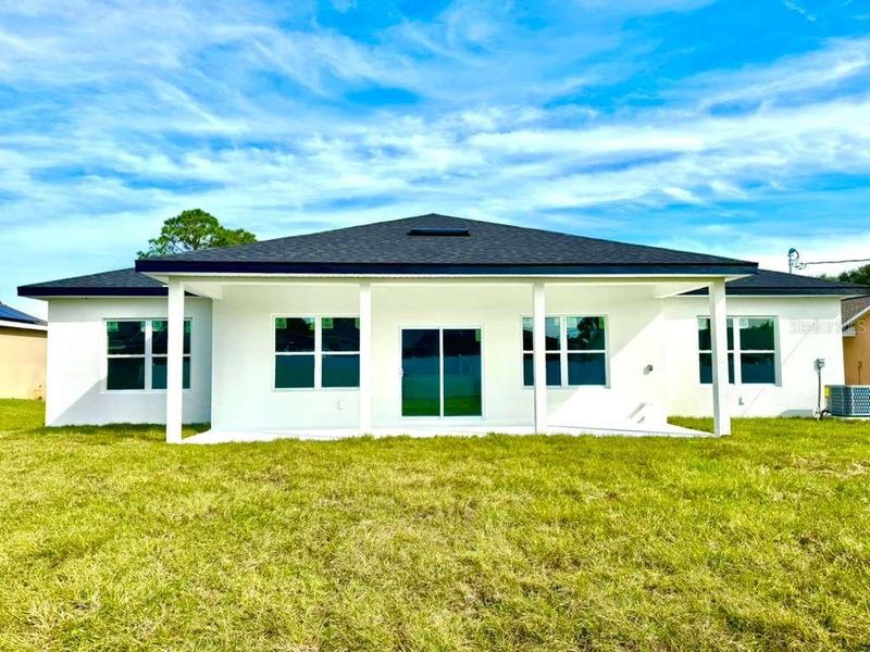 Exterior details and patio area of a home in , Palm Bay (Image 26).