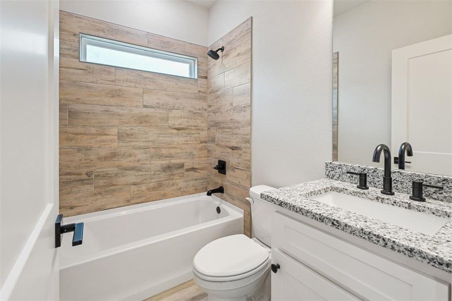 Furnished interior view inside a new home in , Mabank (Image 14).