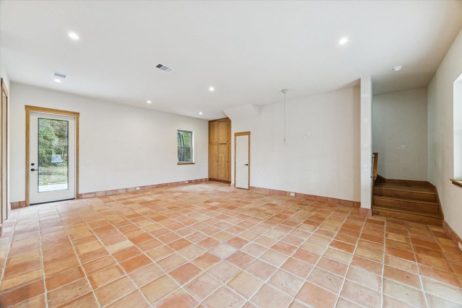 Spacious, unfurnished interior of a new home in , Cleveland (Image 16).