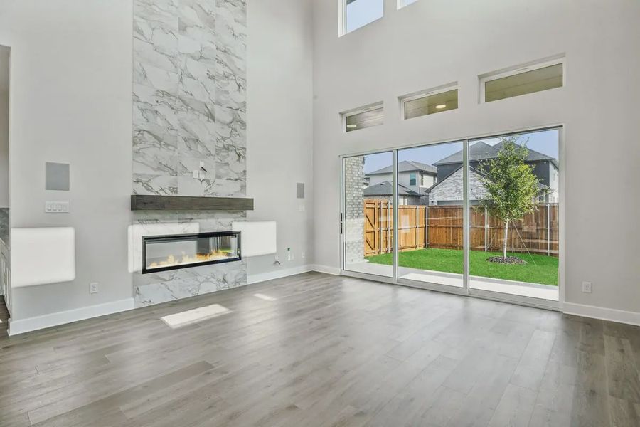 Spacious, unfurnished interior of a new home in The Grove Frisco, Frisco (Image 15).