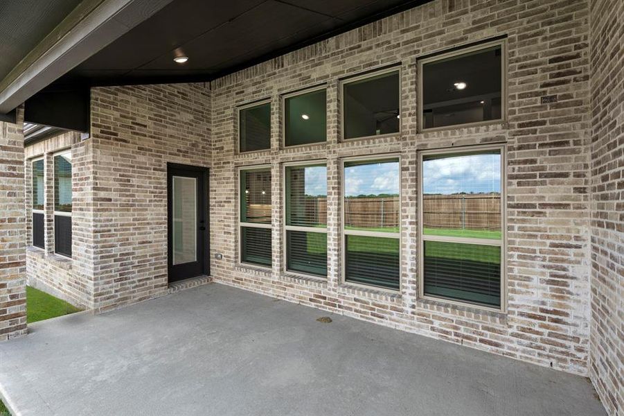 25. 2512 Rolling Hills - Patio