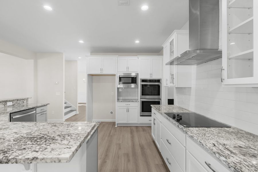 Representative furnished interior of a home built from the The Gwinnett by Smith Family Homes in Settlers Hammock, Kingsland (Image 8).