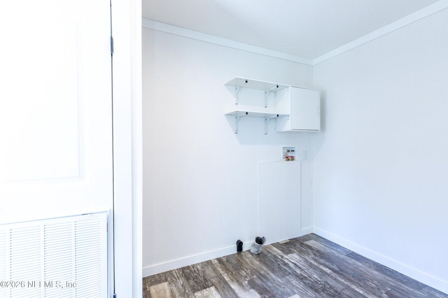 Spacious, unfurnished interior of a new home in , Lake Butler (Image 21).