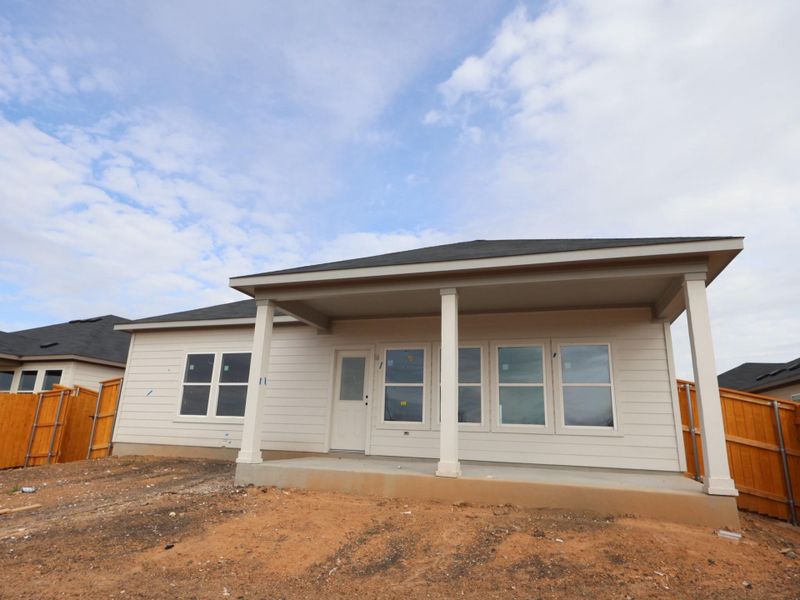 Image 26 of a home in Carillon.