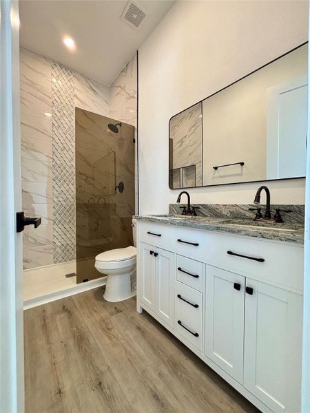 Furnished interior view inside a new home in , Palacios (Image 11).