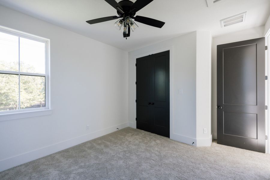 Representative unfurnished interior of a home built from the The Elizabeth II by Reece Homes in Pebble Creek, College Station (Image 25). Representative unfurnished interior of a home built from the The Elizabeth II by Reece Homes in Pebble Creek, College Station (Image 25).