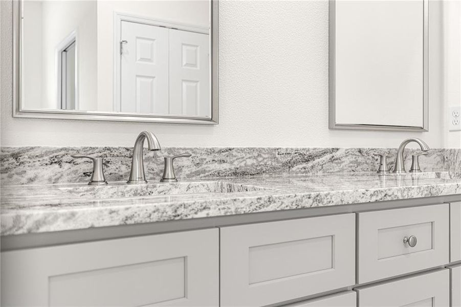 Close-up of interior finishes inside a home in , Dunnellon (Image 19).