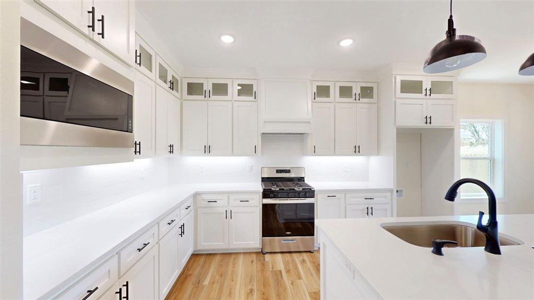 Furnished interior view inside a new home in , Bullard (Image 20).