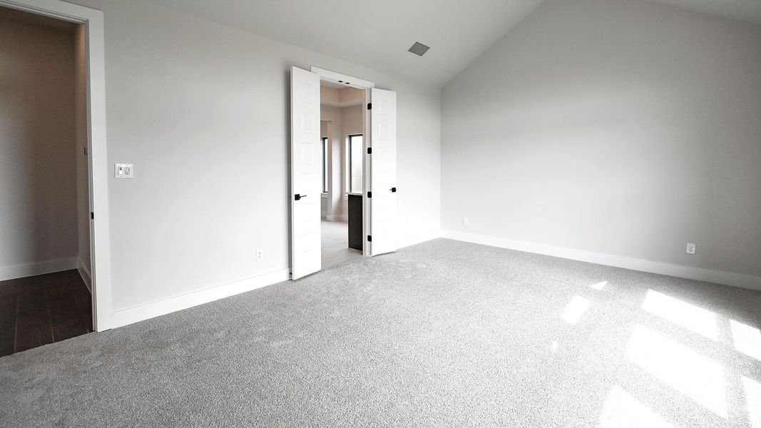 Spacious, unfurnished interior of a new home in Juniper Springs, Lockhart (Image 15). Spacious, unfurnished interior of a new home in Juniper Springs, Lockhart (Image 15).