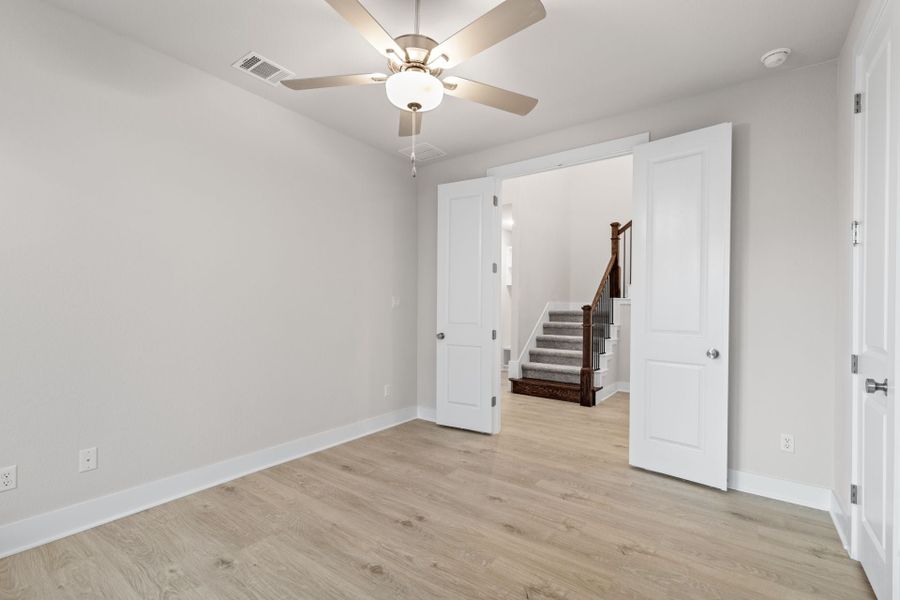 4br New Home in Kyle, TX.  - Slide 7