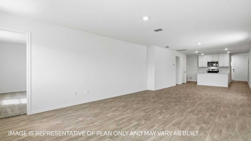 Spacious, unfurnished interior of a new home in Watermill, Uhland (Image 15).