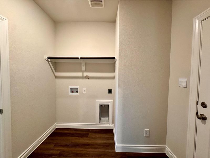 Spacious, unfurnished interior of a new home in Lexington Heights, Willis (Image 32). Spacious, unfurnished interior of a new home in Lexington Heights, Willis (Image 32).