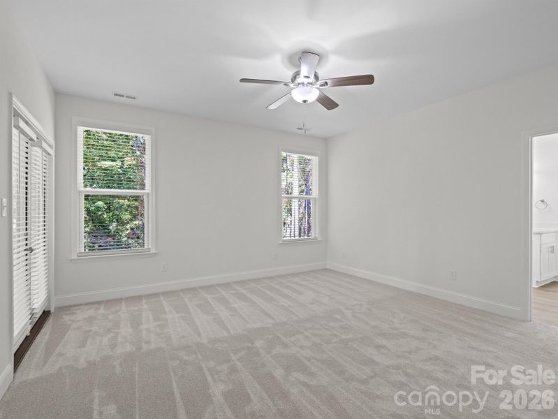 Spacious, unfurnished interior of a new home in College Place, Lancaster (Image 29).