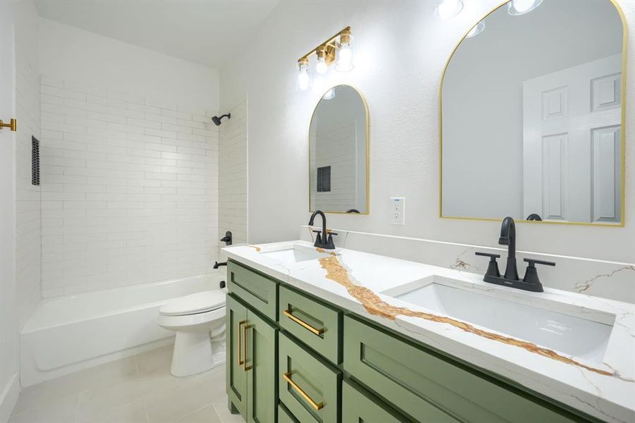 Secondary Bathroom on the first level. Secondary Bathroom on the first level.