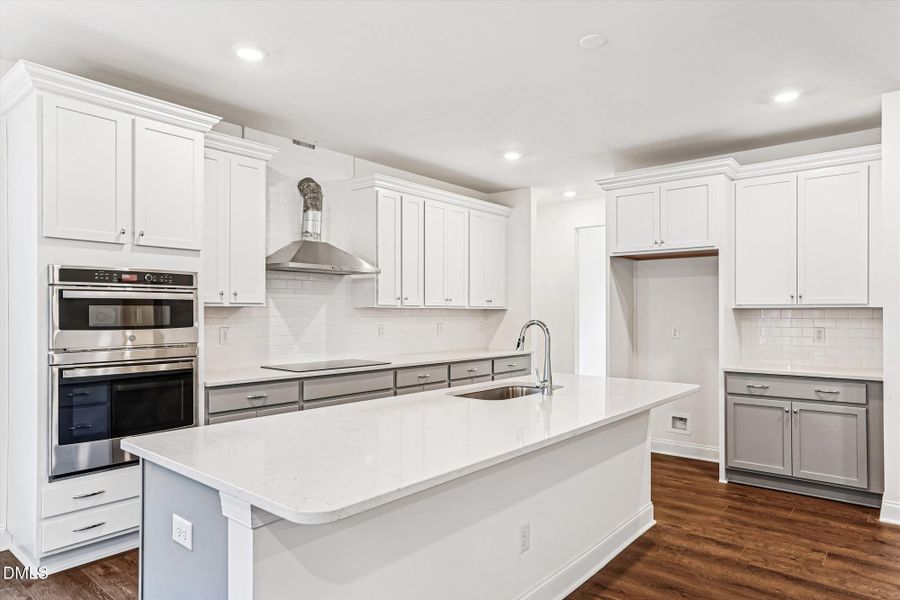 Fontana - BTS 19 - interiors-kitchen-_ds