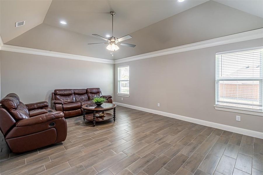 Spacious, unfurnished interior of a new home in , Stephenville (Image 21).