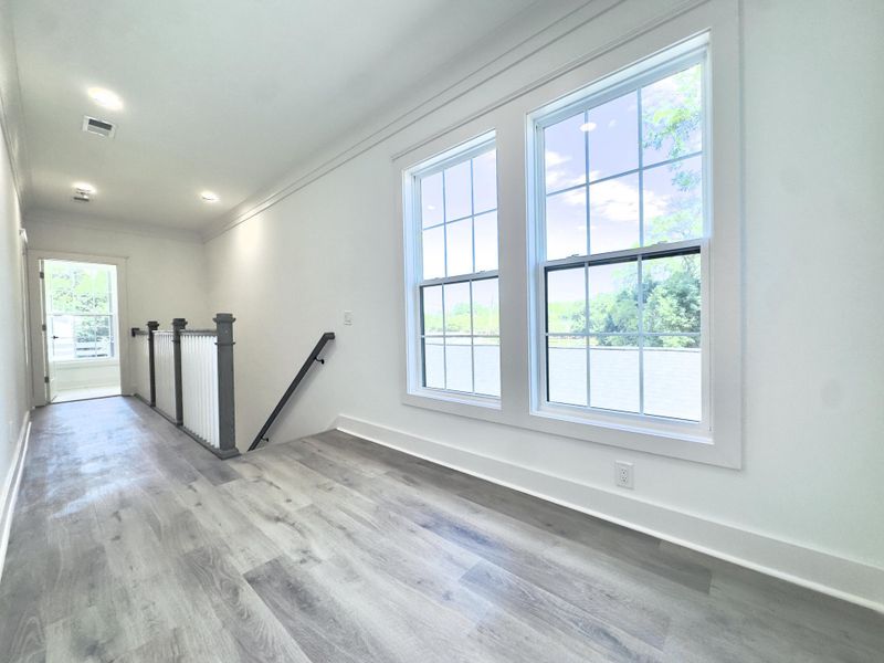 Image 47 of a home in .