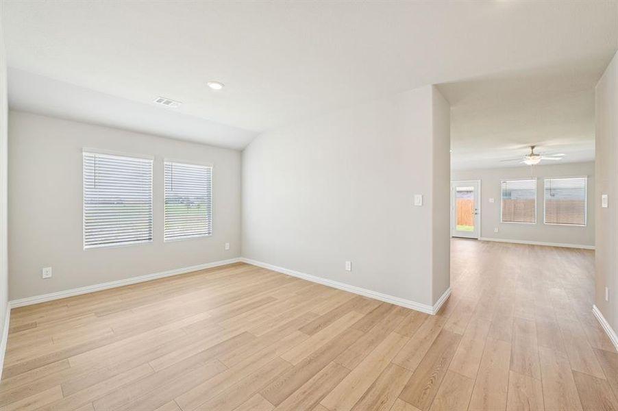 Photo is not of the actual home, but is an inspirational photo of builder’s model home and may depict options, furnishings, and/or decorator features that are not included. Photo is not of the actual home, but is an inspirational photo of builder’s model home and may depict options, furnishings, and/or decorator features that are not included.