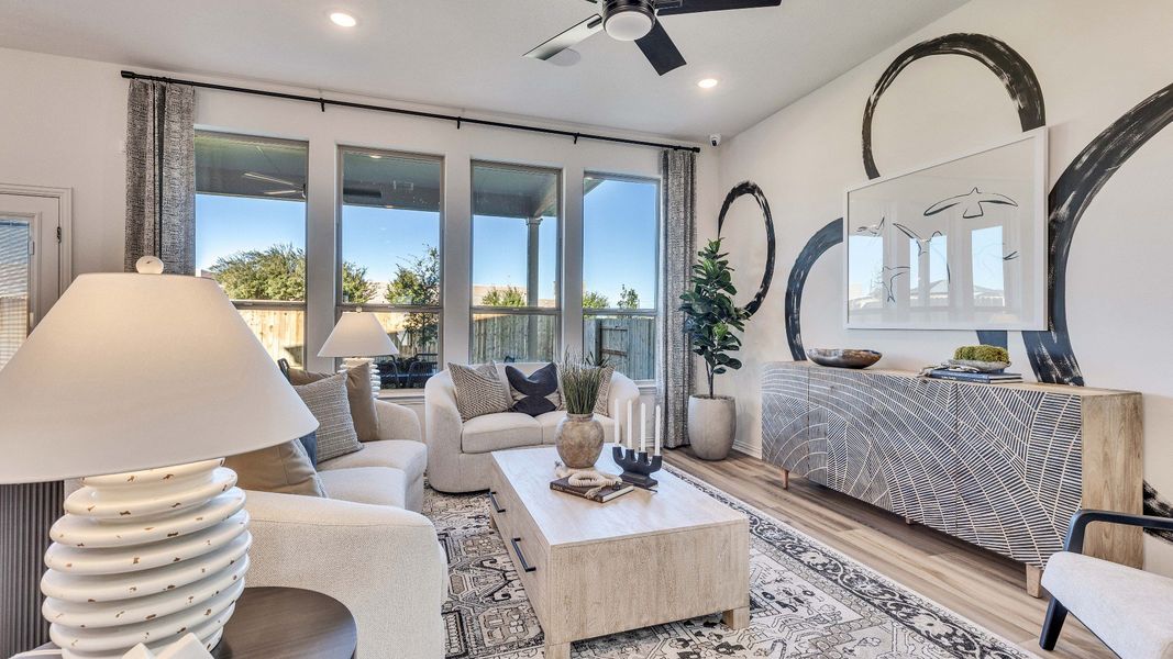 Representative furnished interior of a home built from the Tahiti by DRB Homes in Briarwood, Elgin (Image 11). Representative furnished interior of a home built from the Tahiti by DRB Homes in Briarwood, Elgin (Image 11).