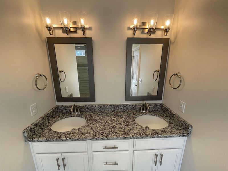 Image 26 of a home in Pointe Summit.