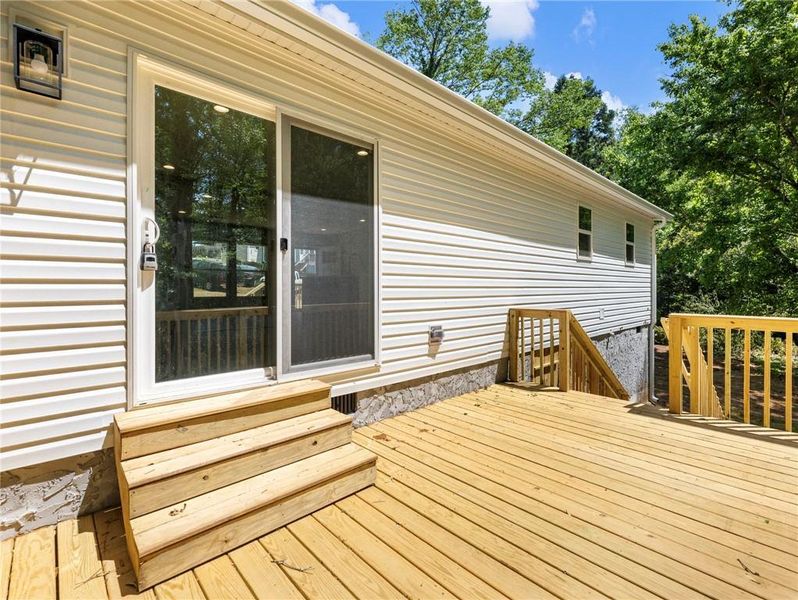 Exterior details and patio area of a home in , Gainesville (Image 20).