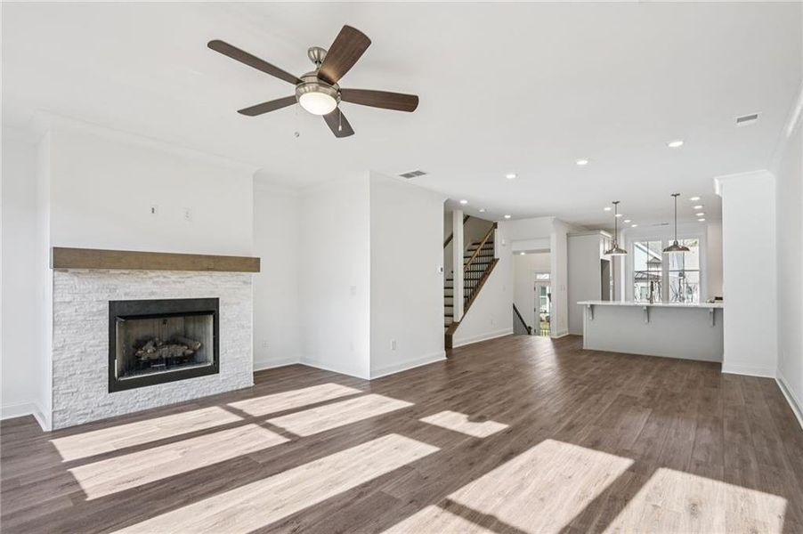 Spacious, unfurnished interior of a new home in Evanshire Townhomes, Duluth (Image 34).