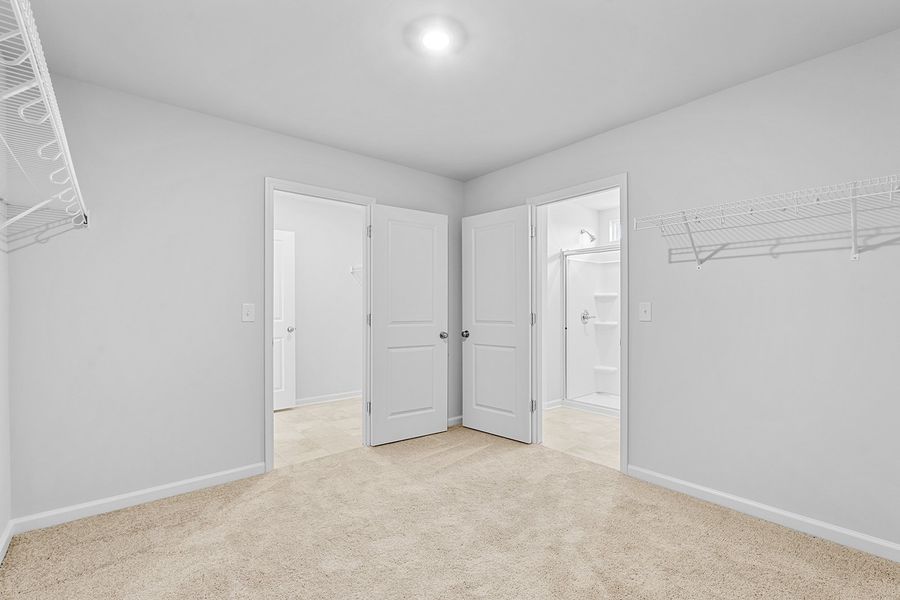 Spacious, unfurnished interior of a new home in Bell West, Kernersville (Image 25).