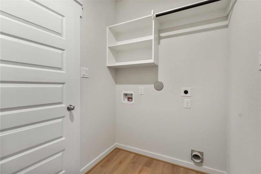 Image 5 of a home in Colony at Pinehurst.